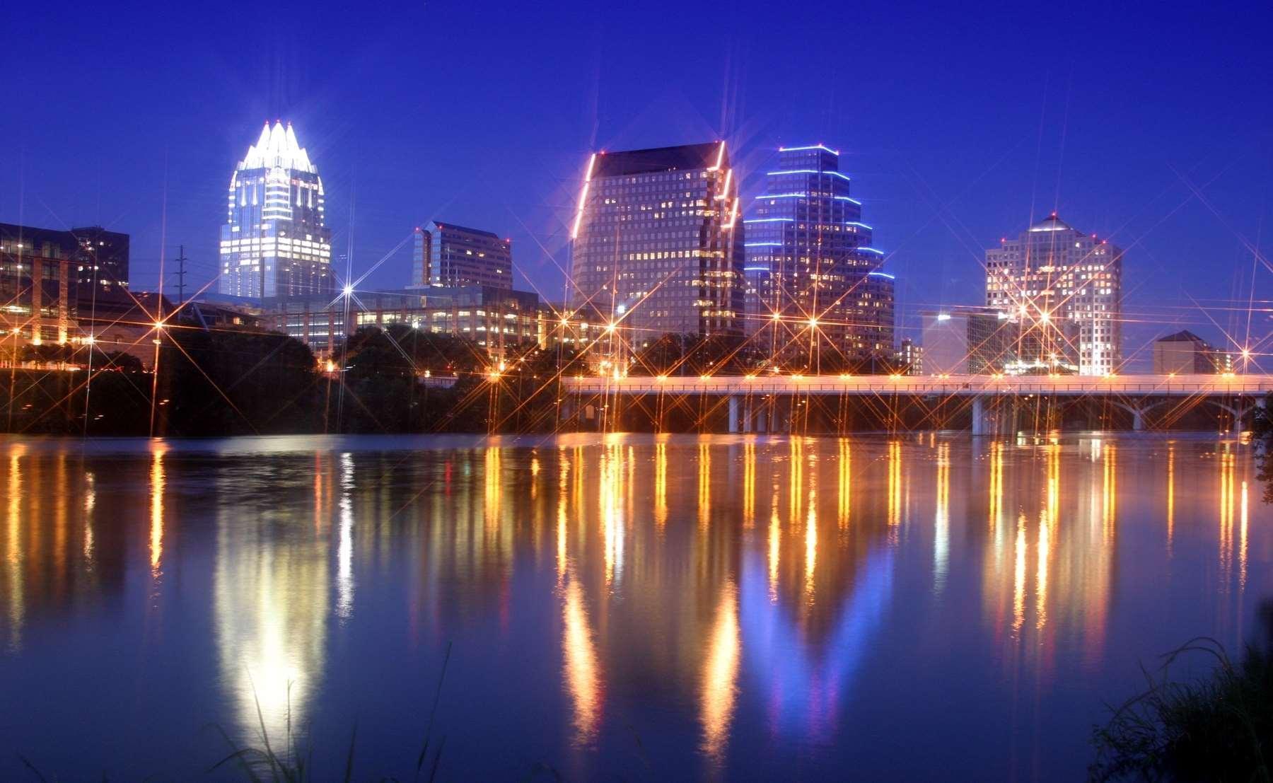 Hilton Austin Airport Hotel Exterior photo